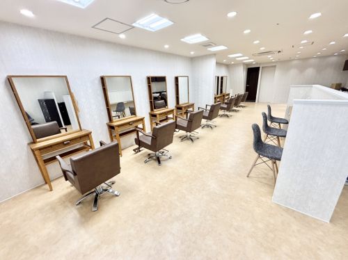 LeaF新松戸店