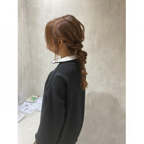 ヘアアレンジお任せください