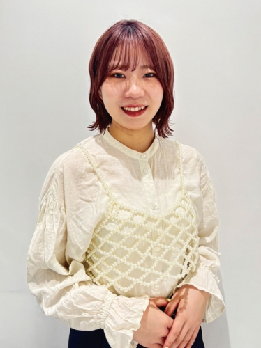 井上 愛菜